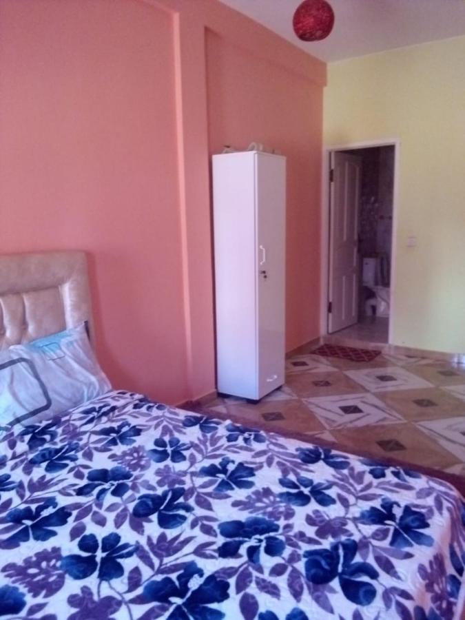 Blue Meadow Apartment Мулай Буселам Екстериор снимка